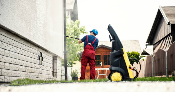 Best Pressure Washing Company Near Me  in Le Claire, IA